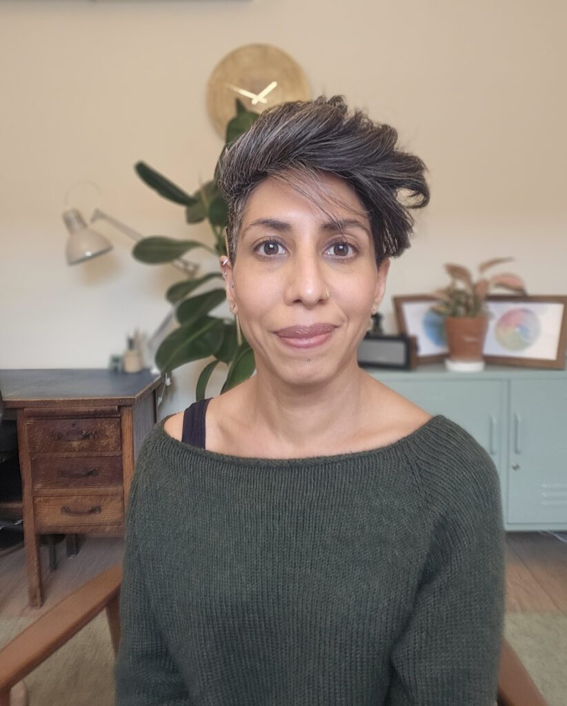 Headshot of Marsha Oza, Counsellor and Psychotherapist.